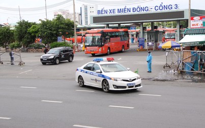 Thêm 500 người dân Phú Yên được đưa về quê tránh dịch bằng xe khách