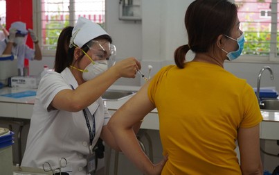 Hơn 18.000 người tại TP.HCM tiêm vaccine Vero Cell do Trung Quốc sản xuất