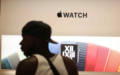 Việc sản xuất Apple Watch bị trì hoãn do các kỹ sư gặp trở ngại với các vấn đề về chất lượng