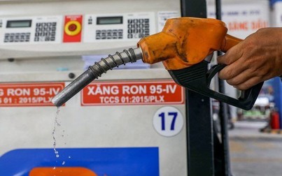 Giá xăng RON 95 tăng hơn 250 đồng/lít