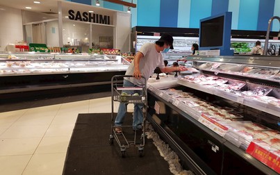 Giá hải sản tăng, thịt heo giảm nhẹ tại siêu thị