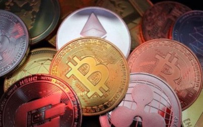 Bitcoin lập đỉnh mới, vượt lên 66.000 USD