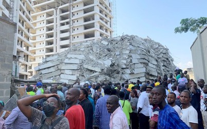 Sập khu dân cư đang xây dựng ở Nigeria, ít nhất 100 người bị vùi lấp