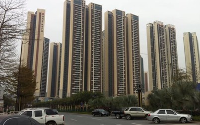 Lo ngại vỡ nợ gia tăng, nhà phát triển bất động sản Trung Quốc Kaisa tạm dừng giao dịch tại Hồng Kông