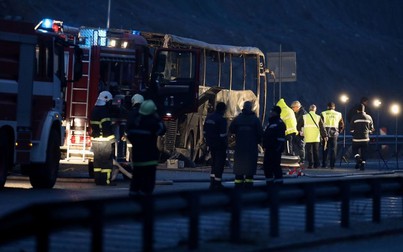 Tai nạn xe buýt thảm khốc, ít nhất 45 người thiệt mạng