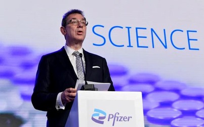CEO của Pfizer được trao giải thưởng trị giá 1 triệu USD