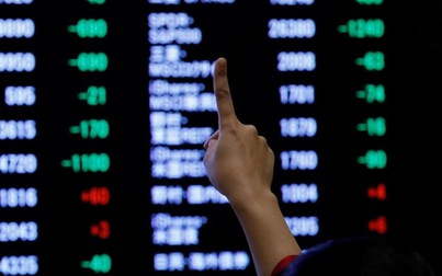Dow Jones tăng 300 điểm trong khi nhà đầu tư chờ đợi dữ liệu lạm phát