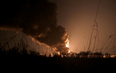Lực lượng Nga tiến vào thành phố thứ hai của Ukraina, đường ống dẫn khí đốt nổ tung