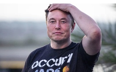 Elon Musk đã tiếp quản Twitter, sa thải CEO và hủy niêm yết trên sàn chứng khoán