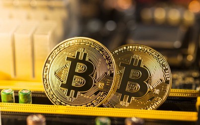 Bitcoin xuống mức thấp nhất trong 2 năm