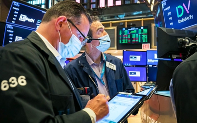Dow Jones giảm hơn 500 điểm, S&P 500 chạm đáy mới năm 2022