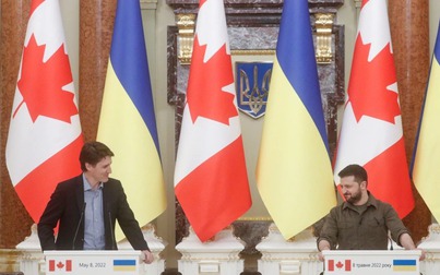 Thủ tướng Canada bất ngờ viếng thăm Kyiv

