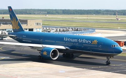 Máy bay Vietnam Airlines hạ cánh khẩn cấp tại Đà Nẵng do động cơ có khói