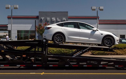 Điều gì sẽ xảy ra nếu Tesla… chỉ là một công ty xe hơi?