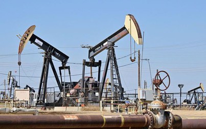 Giá dầu thô tiếp tục tăng