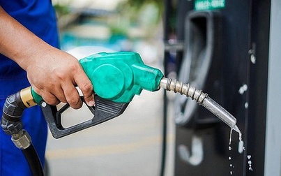 Giá xăng dầu sẽ được điều chỉnh vào thứ năm hàng tuần