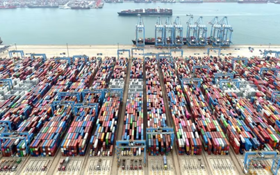 Nhập khẩu Trung Quốc bất ngờ tăng trong tháng 10, xuất khẩu tiếp tục sụt giảm