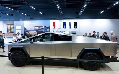 Tesla Cybertruck ra mắt, giá khởi điểm từ 60.000 USD