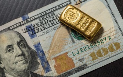 Chuyên gia: Vàng tăng trở lại khi đồng bạc xanh suy yếu
