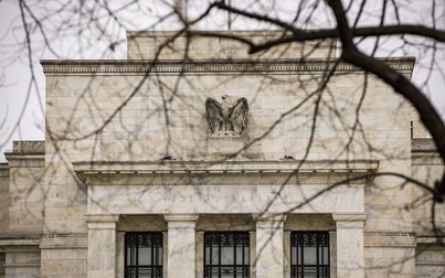 Các nhà đầu tư lo nền kinh tế quá nóng sẽ buộc Fed tăng lãi suất lên cao hơn