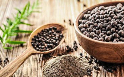 Giá tiêu bật tăng mạnh 2.000 đồng/kg