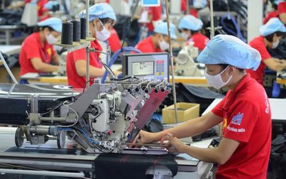 PMI Việt Nam tháng 4: Giảm mạnh về sản lượng và số lượng đơn đặt hàng mới