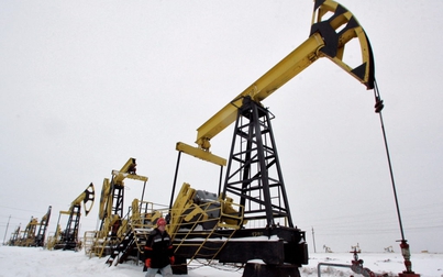 Giá dầu Brent trượt dài khỏi mốc 80 USD/thùng