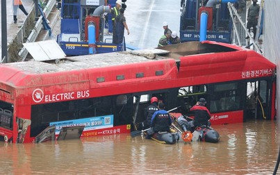 Gần 50 người chết và mất tích vì lũ lụt, chính phủ Hàn Quốc ra lệnh toàn lực giải cứu
