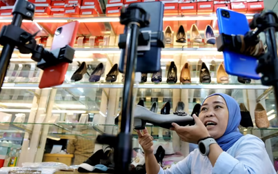 Bùng nổ thương mại điện tử khiến các trung tâm mua sắm của Indonesia gặp khó