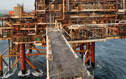 IEA dự kiến thâm hụt dầu thô 'đáng kể' trong quý 4 do cắt giảm sản lượng của Opec+