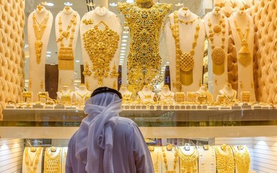 Dubai: Giá vàng tăng vọt khiến doanh số bán hàng ảm đạm