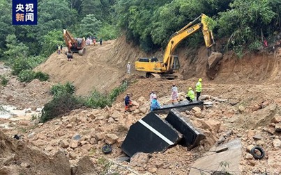 Hiện trường kinh hoàng vụ sập cao tốc khiến 36 người thiệt mạng tại Trung Quốc