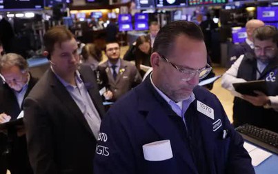 S&P 500 không giữ được mốc 5.500 điểm khi cổ phiếu Nvidia quay đầu giảm