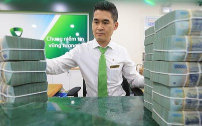 Vietcombank (VCB): 6 tháng đầu năm 2025, lợi nhuận trước thuế đạt gần 21.894 tỷ đồng, tăng 5,1%