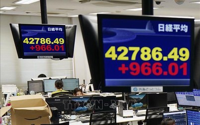 Chứng khoán châu Á tăng mạnh, Nikkei 225 lần đầu vượt mốc 43.000 điểm