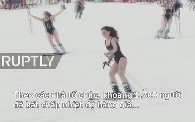 1.700 người mặc áo tắm trượt tuyết tập thể tại Nga