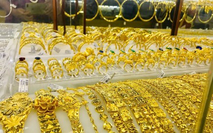 Giá vàng hôm nay 30/9: Tăng giảm trái chiều