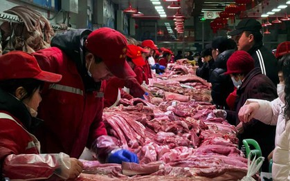 Giá thịt heo sụt giảm kéo dài đẩy CPI Trung Quốc giảm