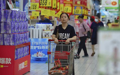 Các siêu thị do Alibaba kiểm soát tại Trung Quốc chìm trong sắc đỏ