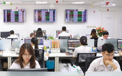 Nhiều việc phải làm sau nâng hạng