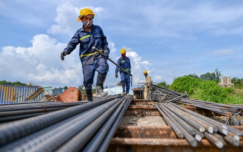Giá sắt thép ngày 6/12: Trong nước bình ổn, thế giới giảm mạnh