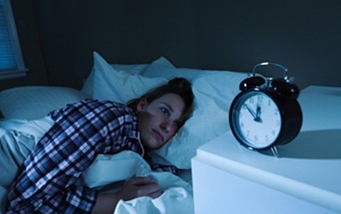 Trầm cảm khiến hơn 60% người trưởng thành gặp chứng khó ngủ