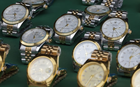 Đồng hồ giả ngày càng tăng, thương hiệu Rolex chiếm một nửa