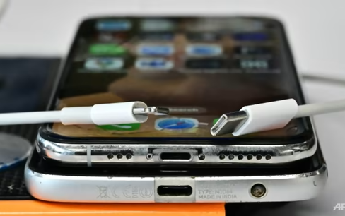 Bị ràng buộc bởi EU, iPhone mới dự kiến sẽ sử dụng bộ sạc USB-C
