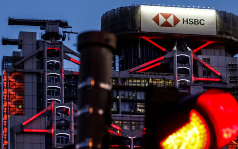 HSBC tạm dừng chuyển tiền của doanh nghiệp đến và đi từ Nga