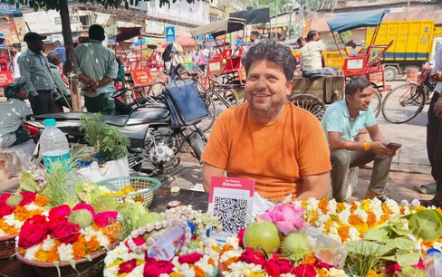Từ cửa hàng sari đến quán ăn đường phố: Thanh toán điện tử đã lan rộng khắp Ấn Độ như thế nào?