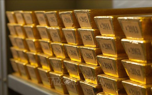 Giá vàng thế giới phục hồi nhờ lực cầu bắt đáy