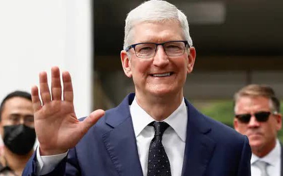 CEO Apple gọi Trung Quốc là 'thị trường cạnh tranh nhất thế giới' khi doanh số iPhone sụt giảm