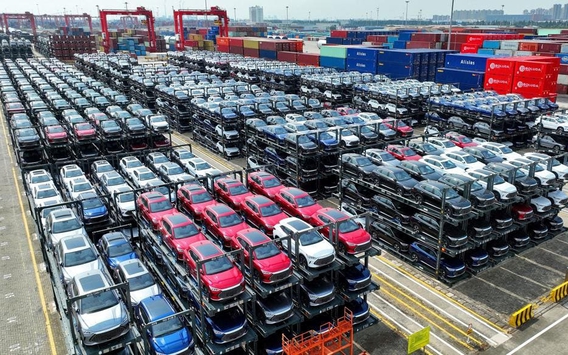 Ô tô điện chất đống tại các cảng châu Âu khi các công ty Trung Quốc chật vật tìm người mua