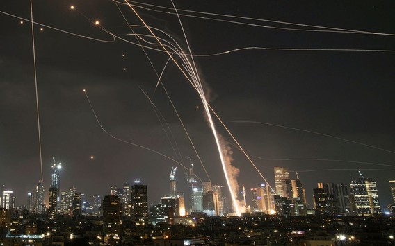 Đối đầu Israel - Iran: 'Ngòi nổ' Trung Đông có bị kích hoạt thành cuộc chiến toàn diện?